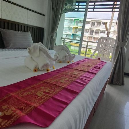 At Home Hotel Patong Экстерьер фото