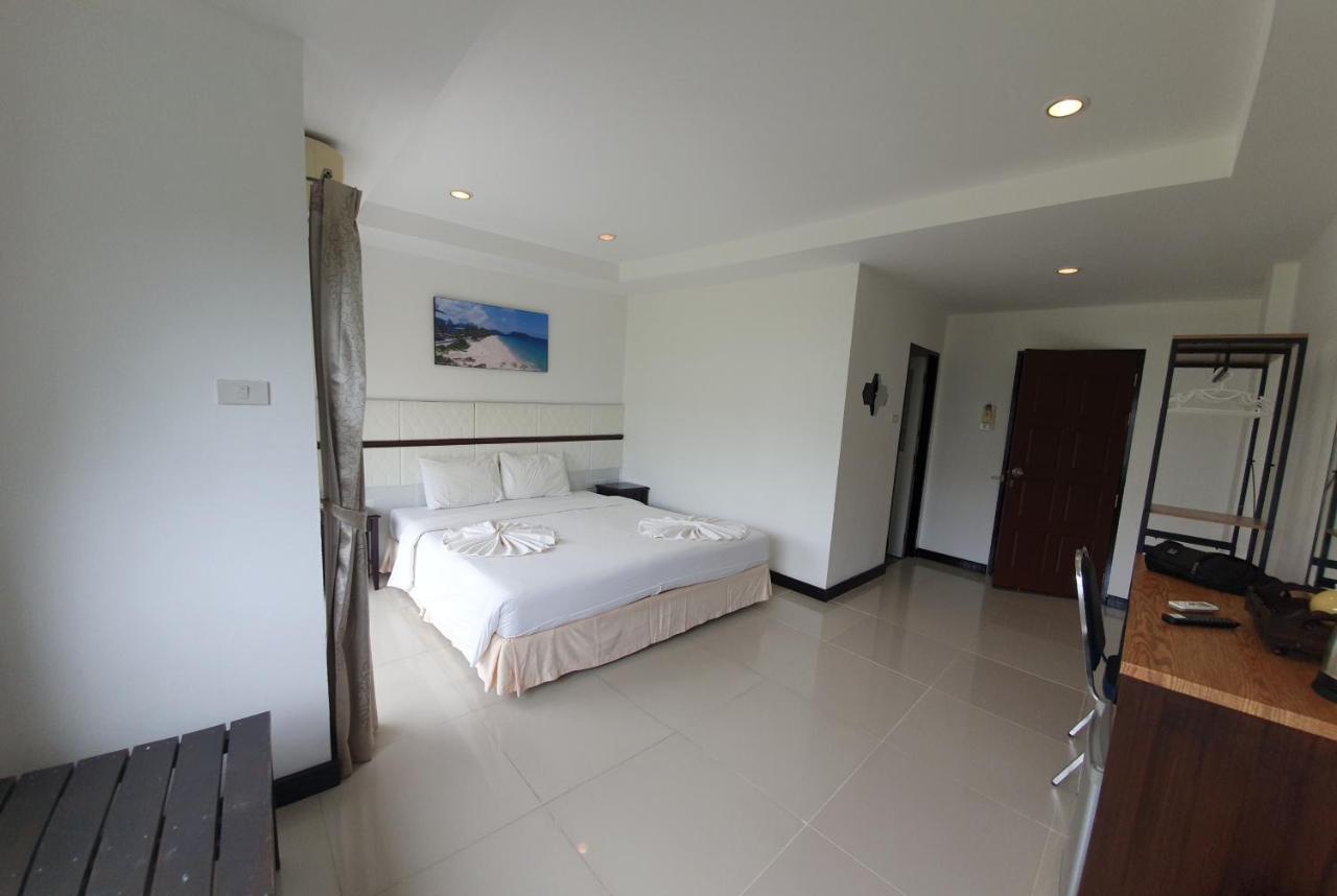 At Home Hotel Patong Экстерьер фото